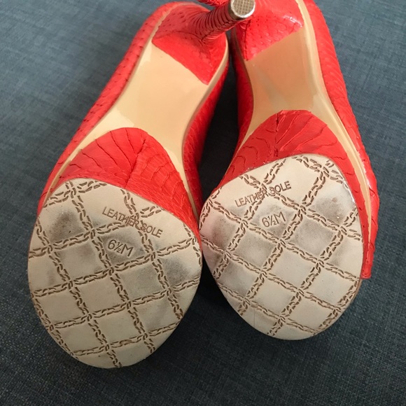 L.A.M.B Peep Toe Heels - Picture 4 of 5